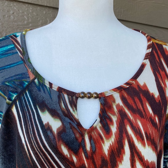 Avenue Tunic Top Blouse - Picture 3 of 16